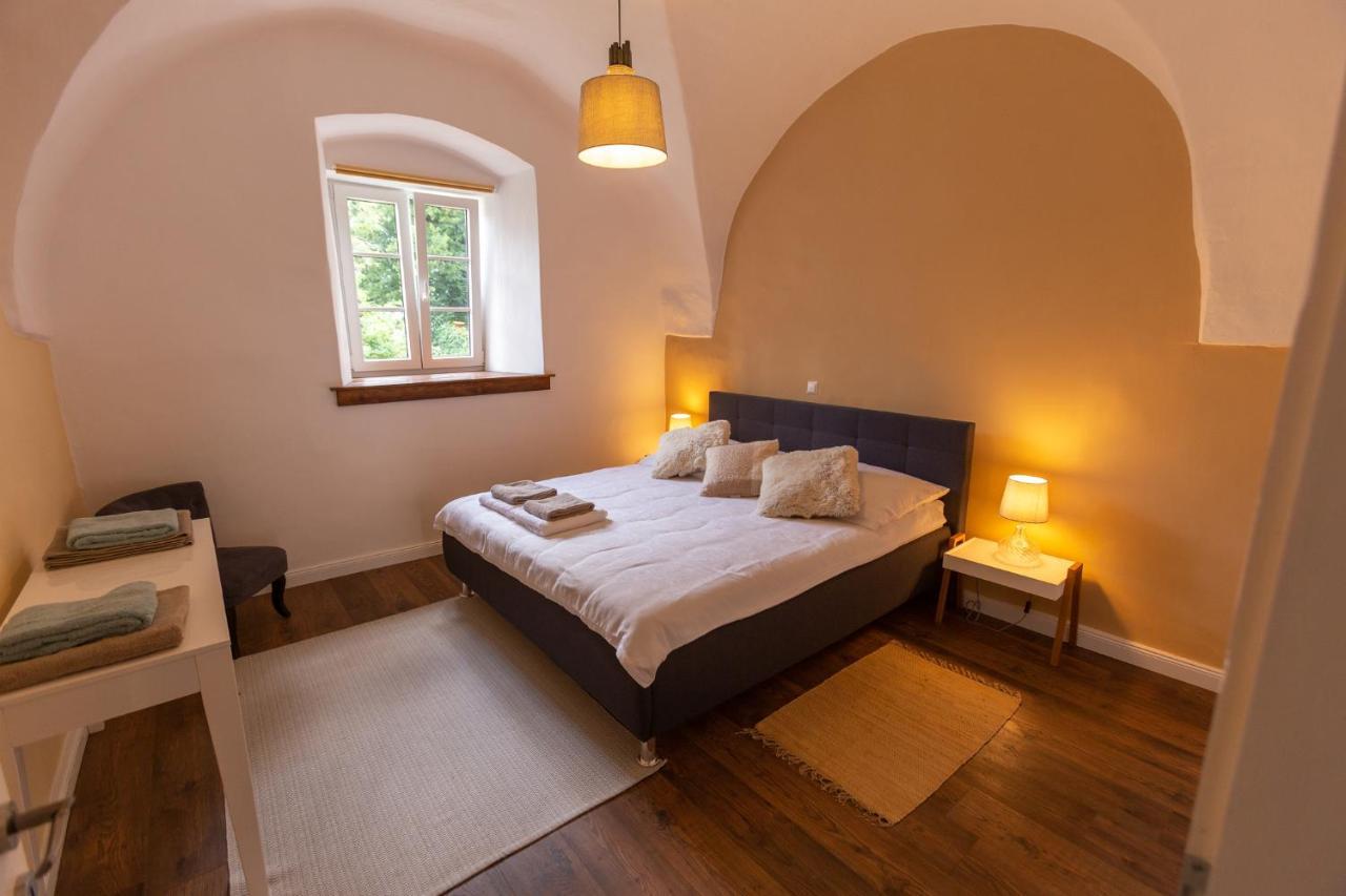 Pferdegut Schloss Treffen Apartments Gortschach  Exteriér fotografie